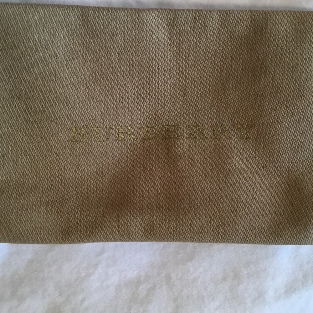Burberry Gold Festive Charms Keyfobs - Picture 6 of 7